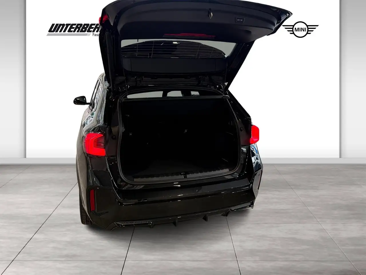 BMW iX1 eDrive20 M Sportpaket | Premiumpaket | AHK 14