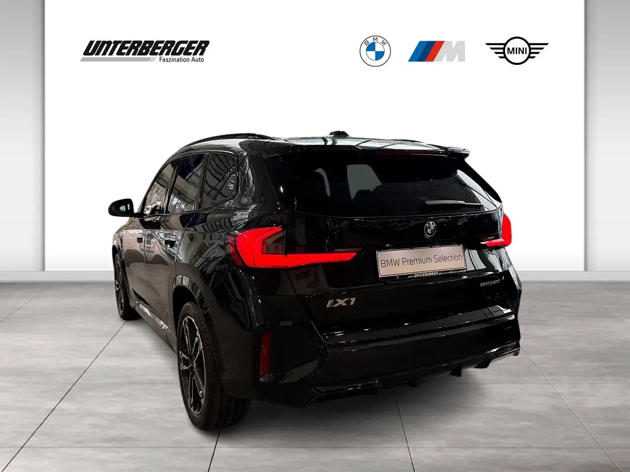 BMW iX1 eDrive20 M Sportpaket | Premiumpaket | AHK 4