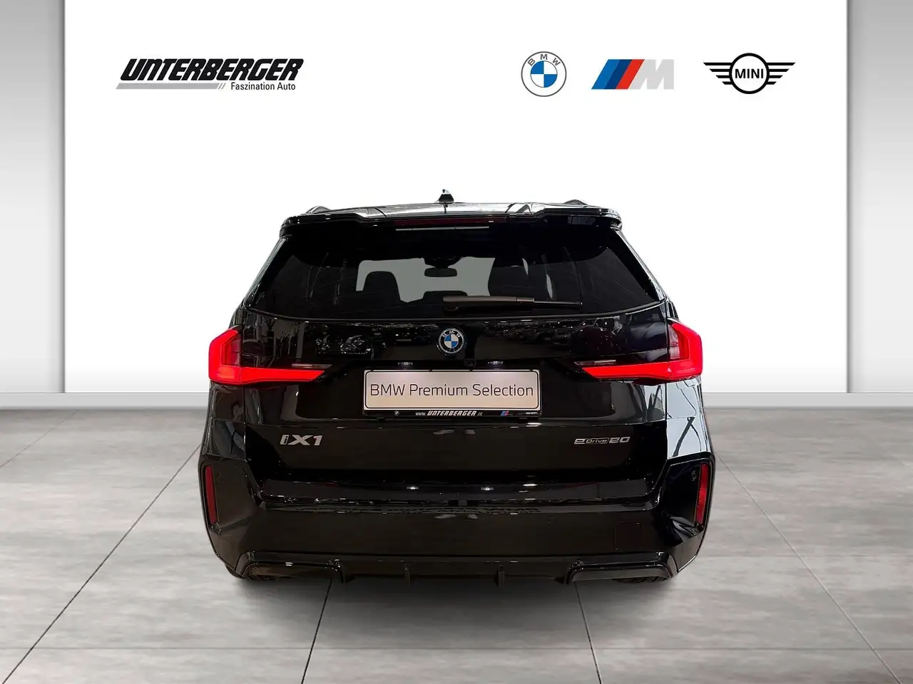 BMW iX1 eDrive20 M Sportpaket | Premiumpaket | AHK 5