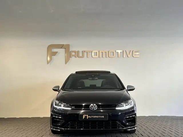 Volkswagen Golf view 6