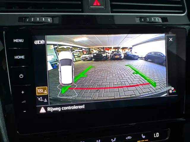 Volkswagen Golf view 17
