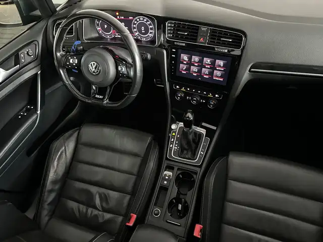 Volkswagen Golf view 30
