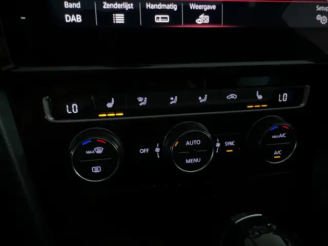 Volkswagen Golf view 16