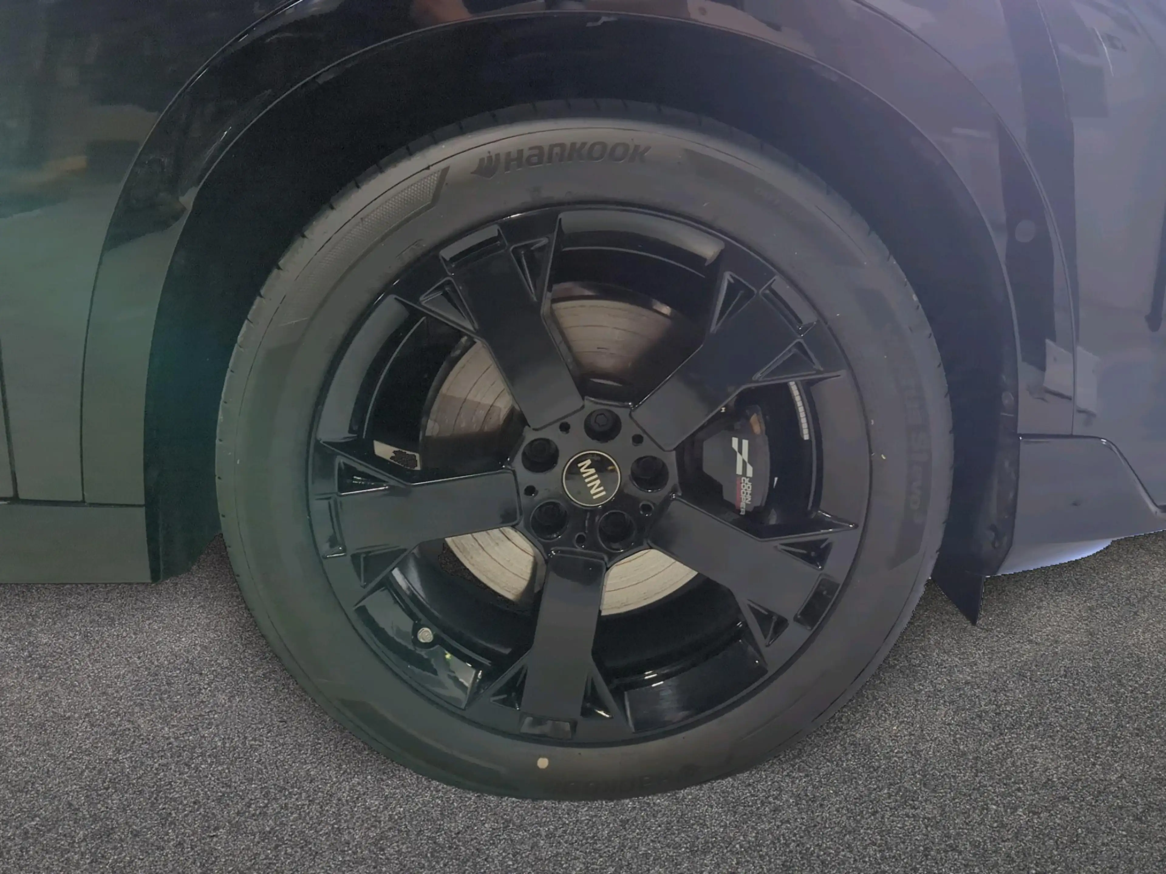 MINI Countryman S All4 John Cooper Works Trim — photo 8