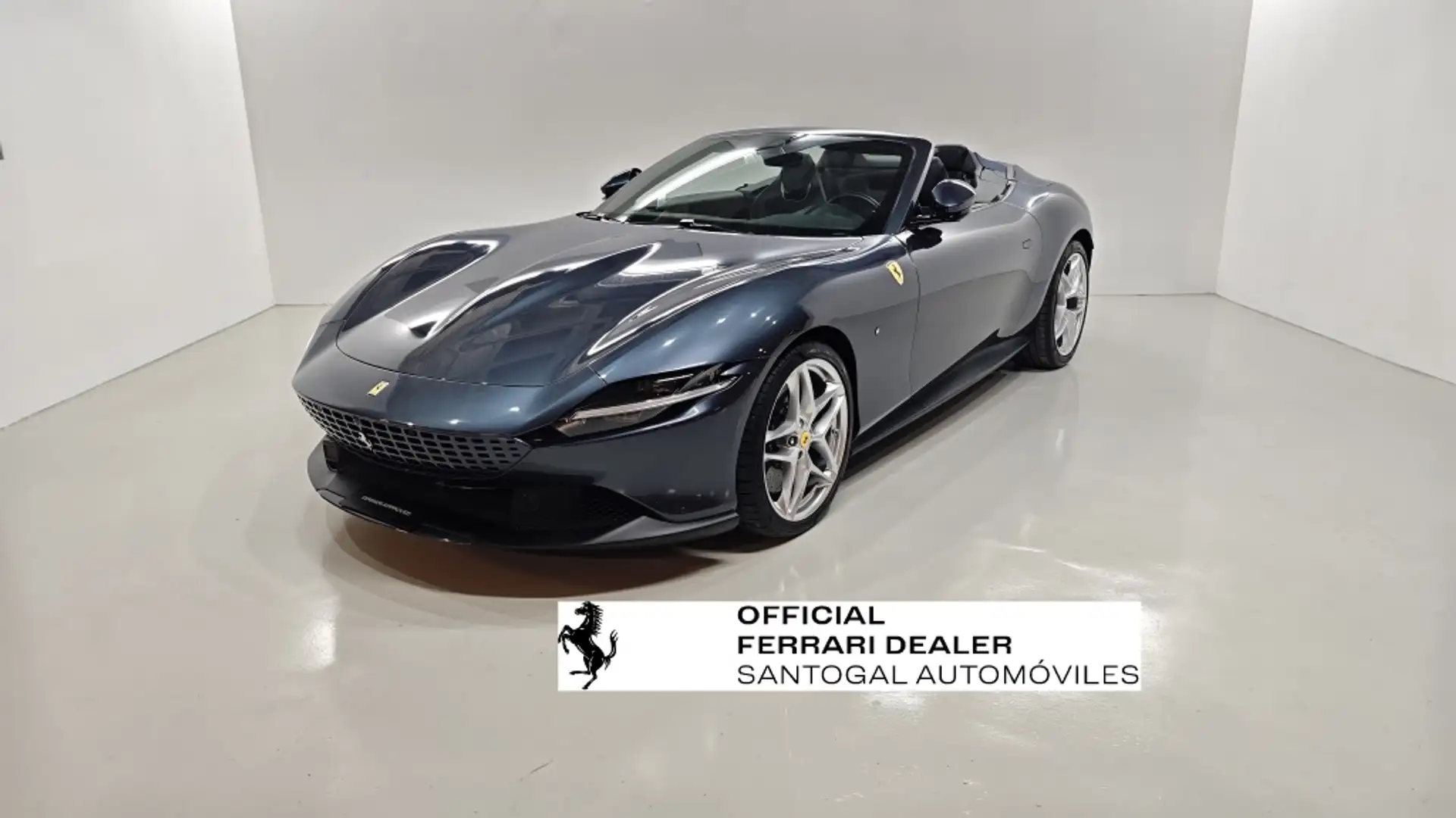 Ferrari Roma Spider Bleu - 1
