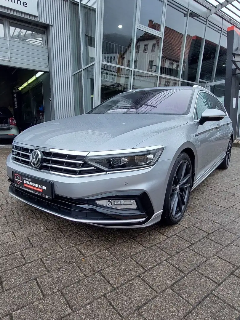 Volkswagen Passat Variant Passat+Highline+R-Line+8FACH+V.HISTORIE+ACC+PANO Silber - 1