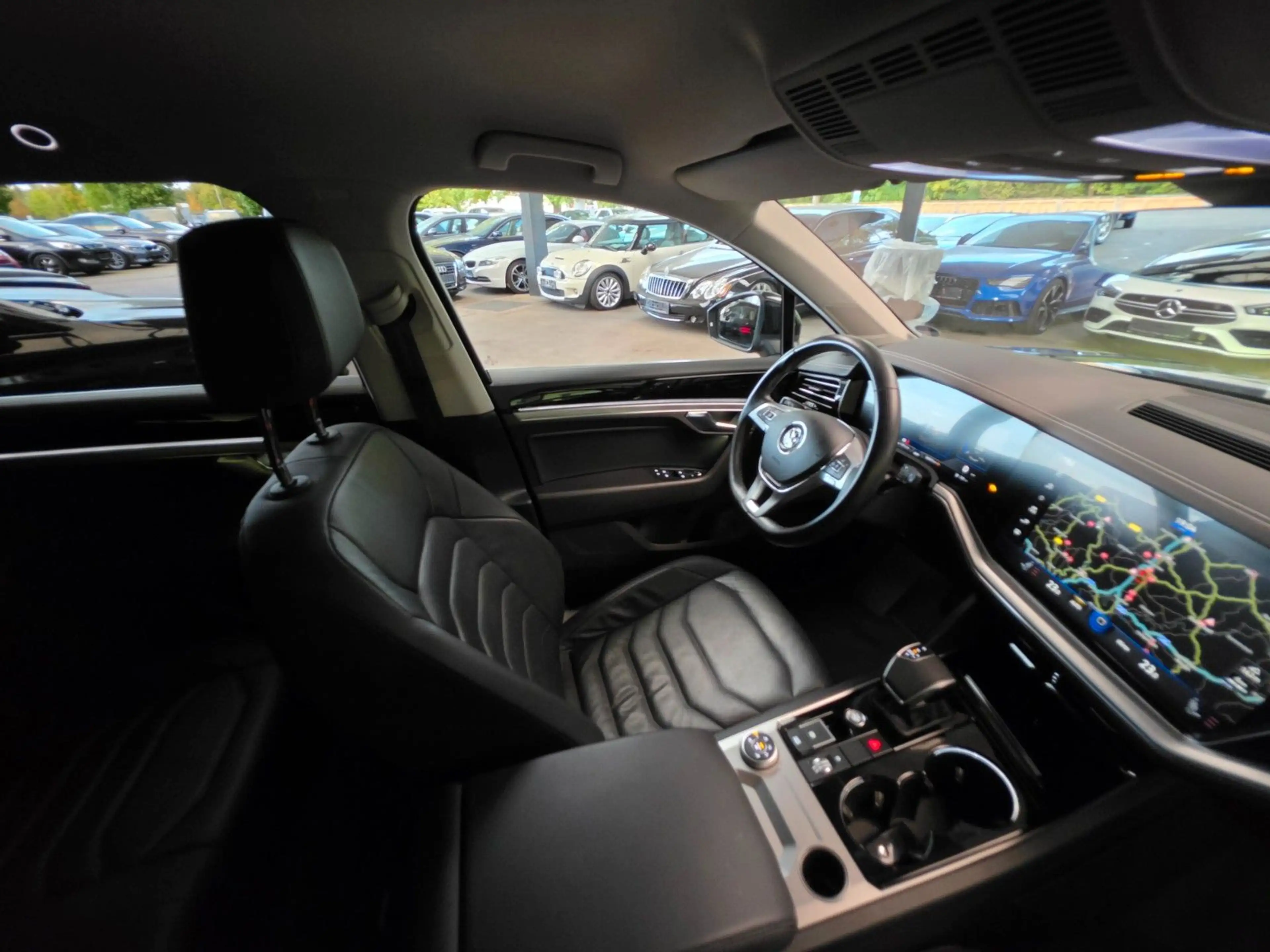 Volkswagen Touareg 3.0 4M Elegance digit.Cockpit/LEDER/AHK — photo 15
