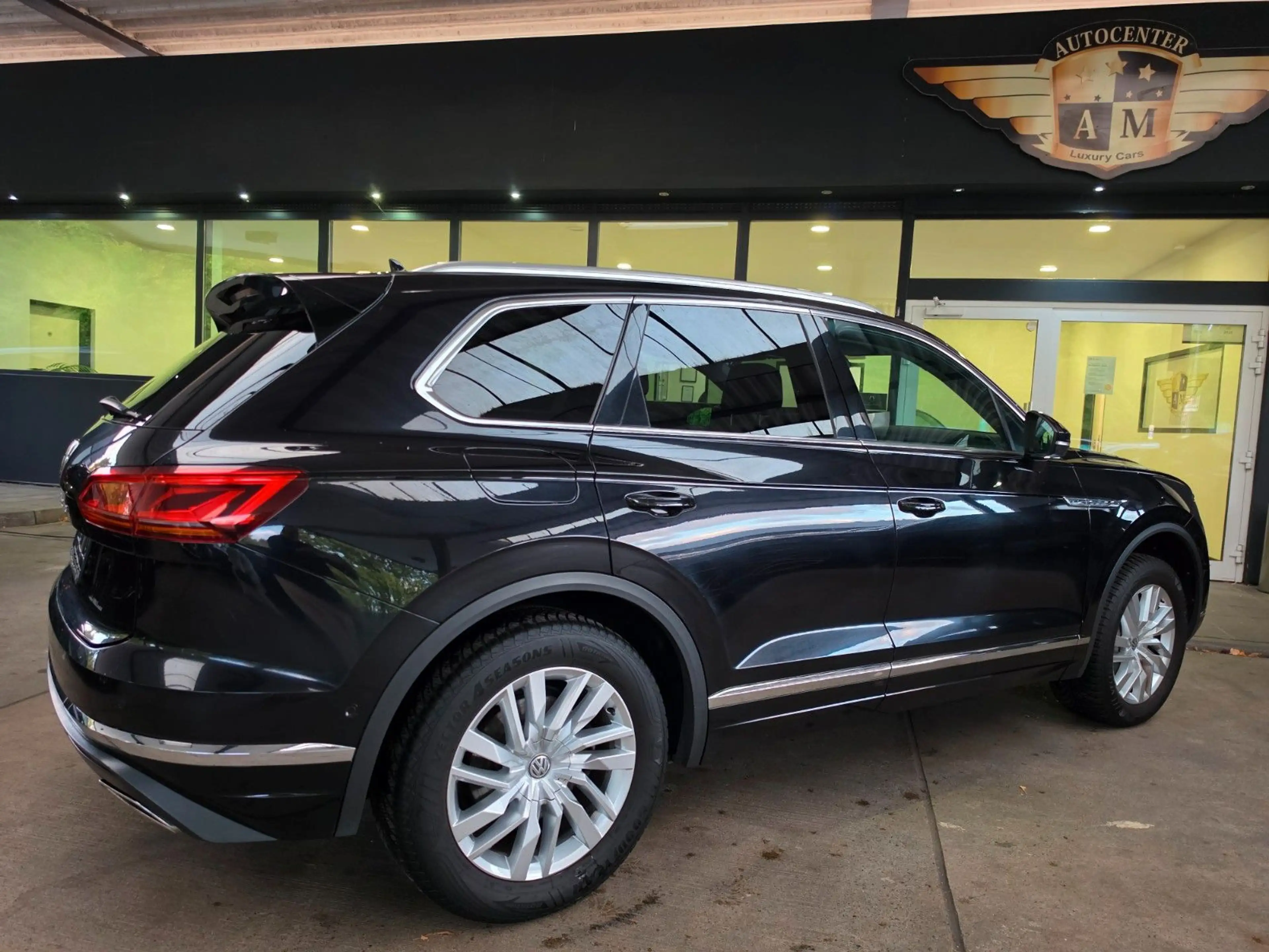 Volkswagen Touareg 3.0 4M Elegance digit.Cockpit/LEDER/AHK — photo 10