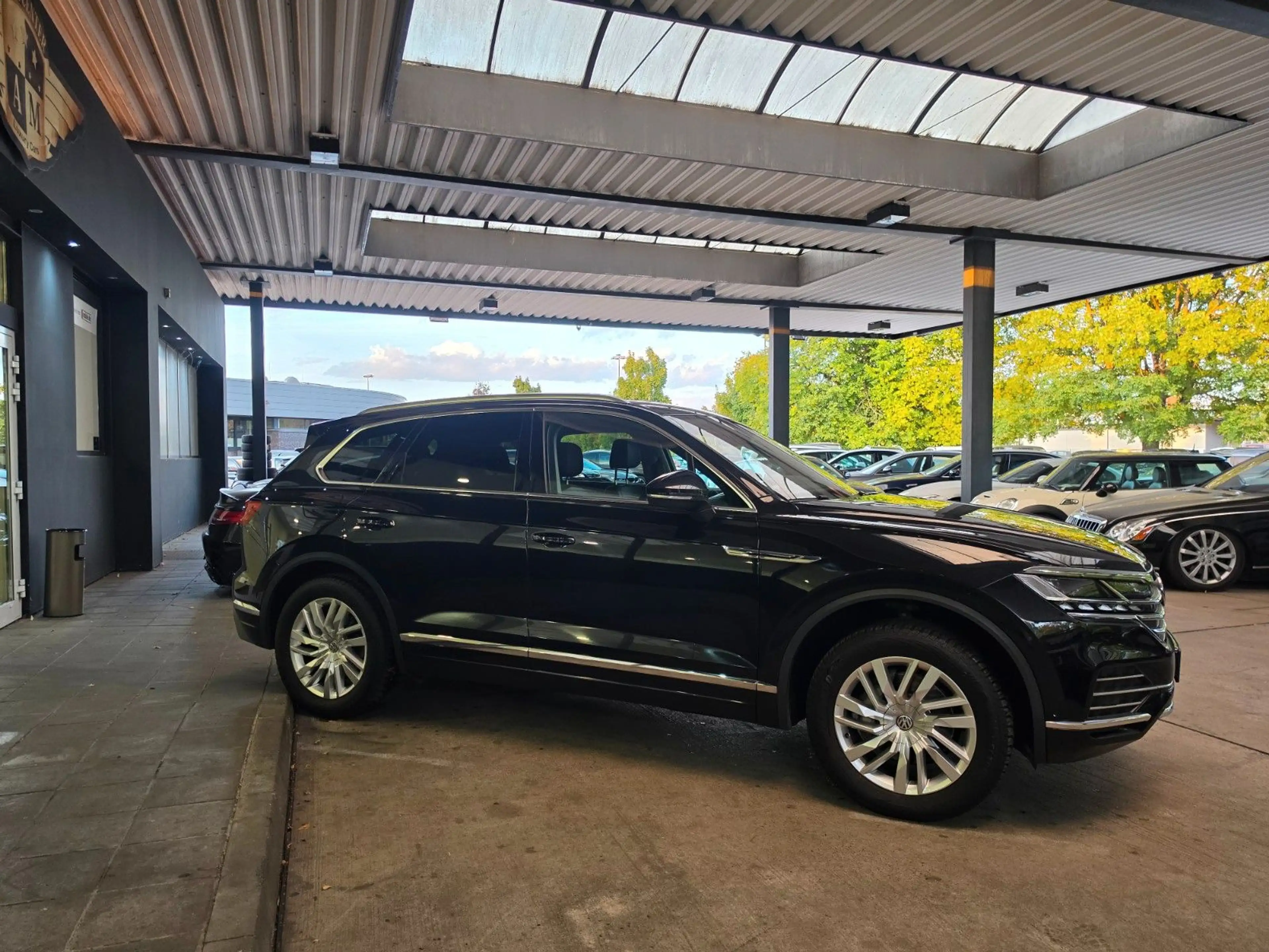 Volkswagen Touareg 3.0 4M Elegance digit.Cockpit/LEDER/AHK — photo 8