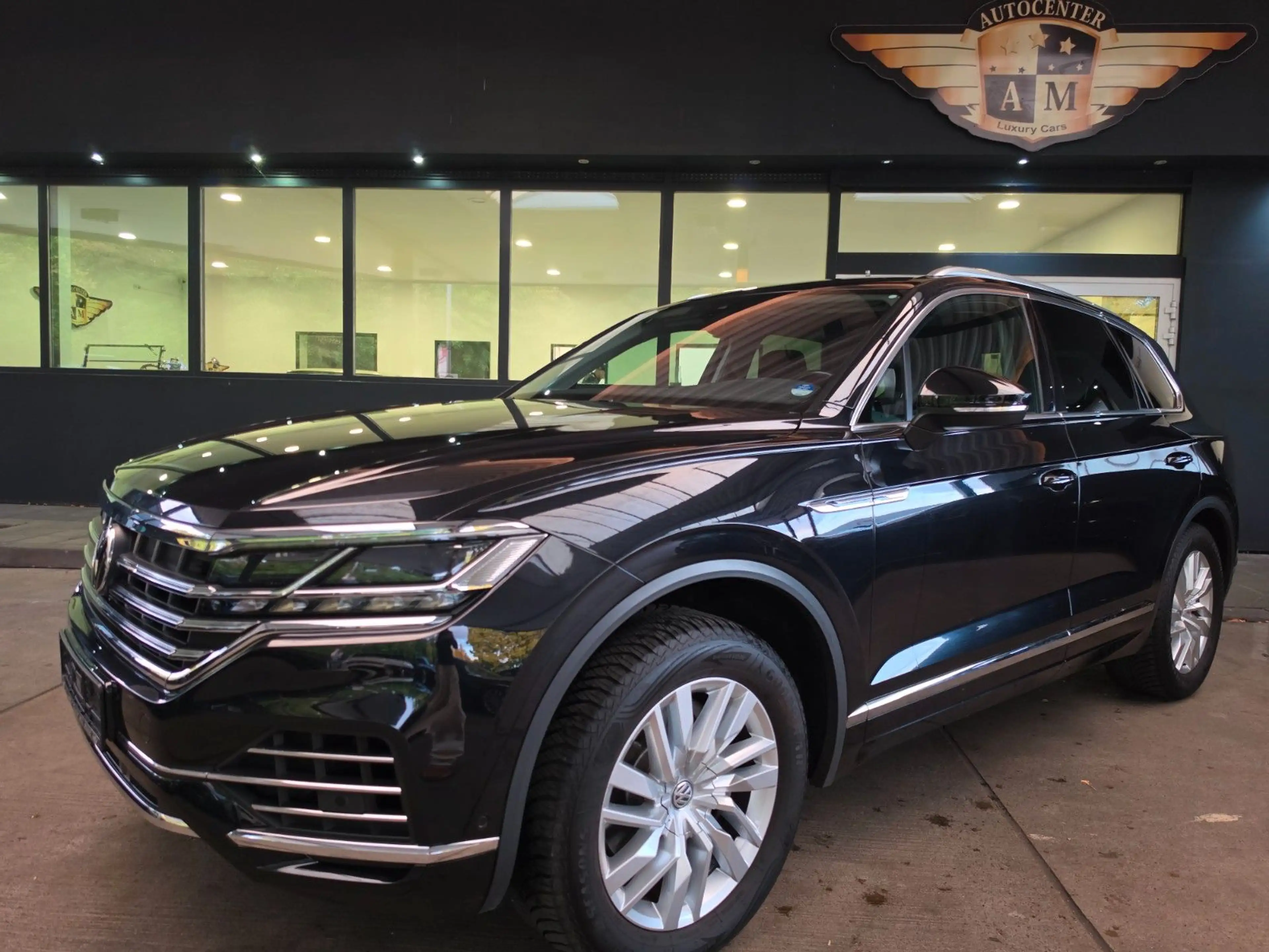 Volkswagen Touareg 3.0 4M Elegance digit.Cockpit/LEDER/AHK