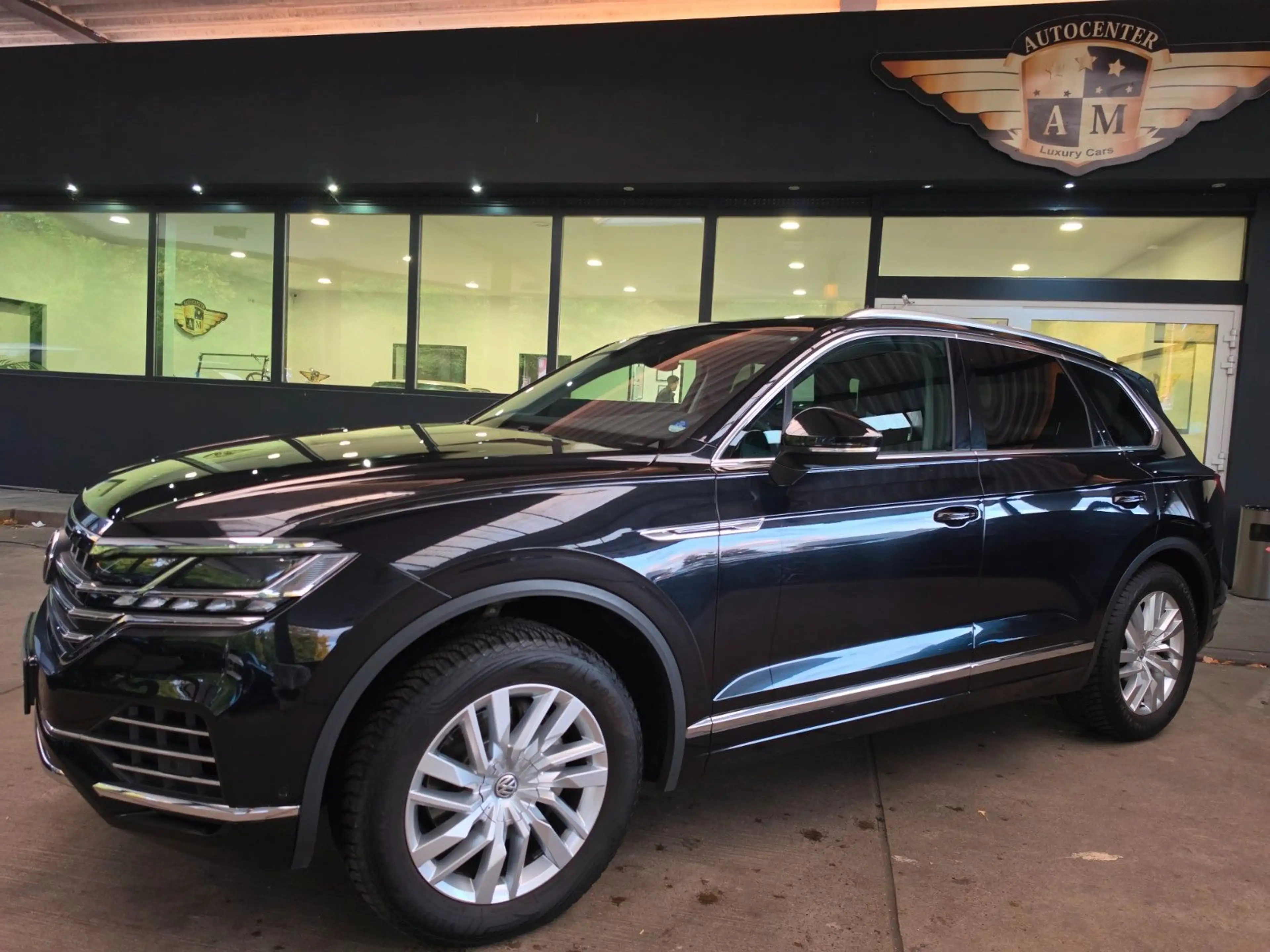Volkswagen Touareg 3.0 4M Elegance digit.Cockpit/LEDER/AHK — photo 2