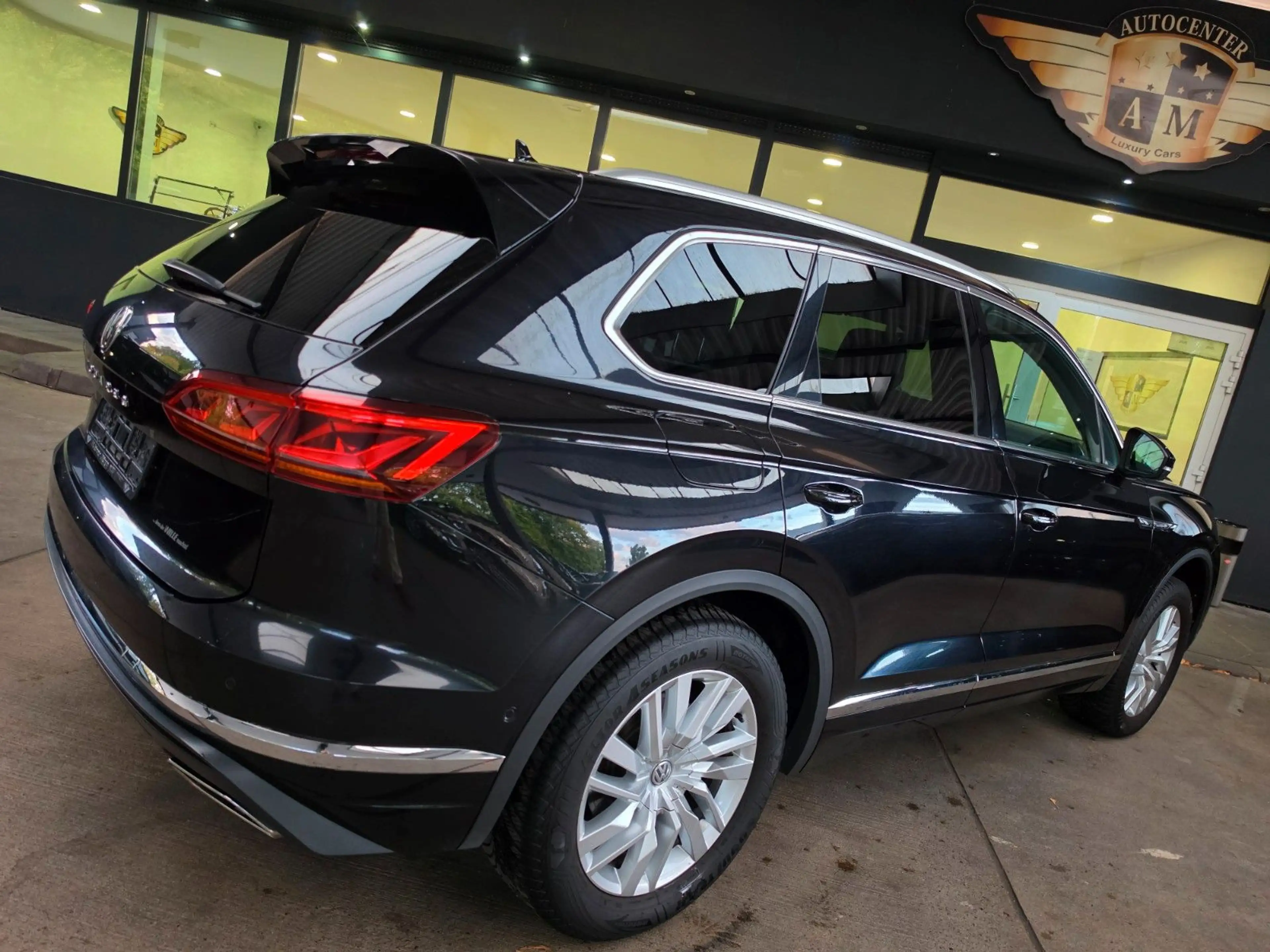 Volkswagen Touareg 3.0 4M Elegance digit.Cockpit/LEDER/AHK — photo 12