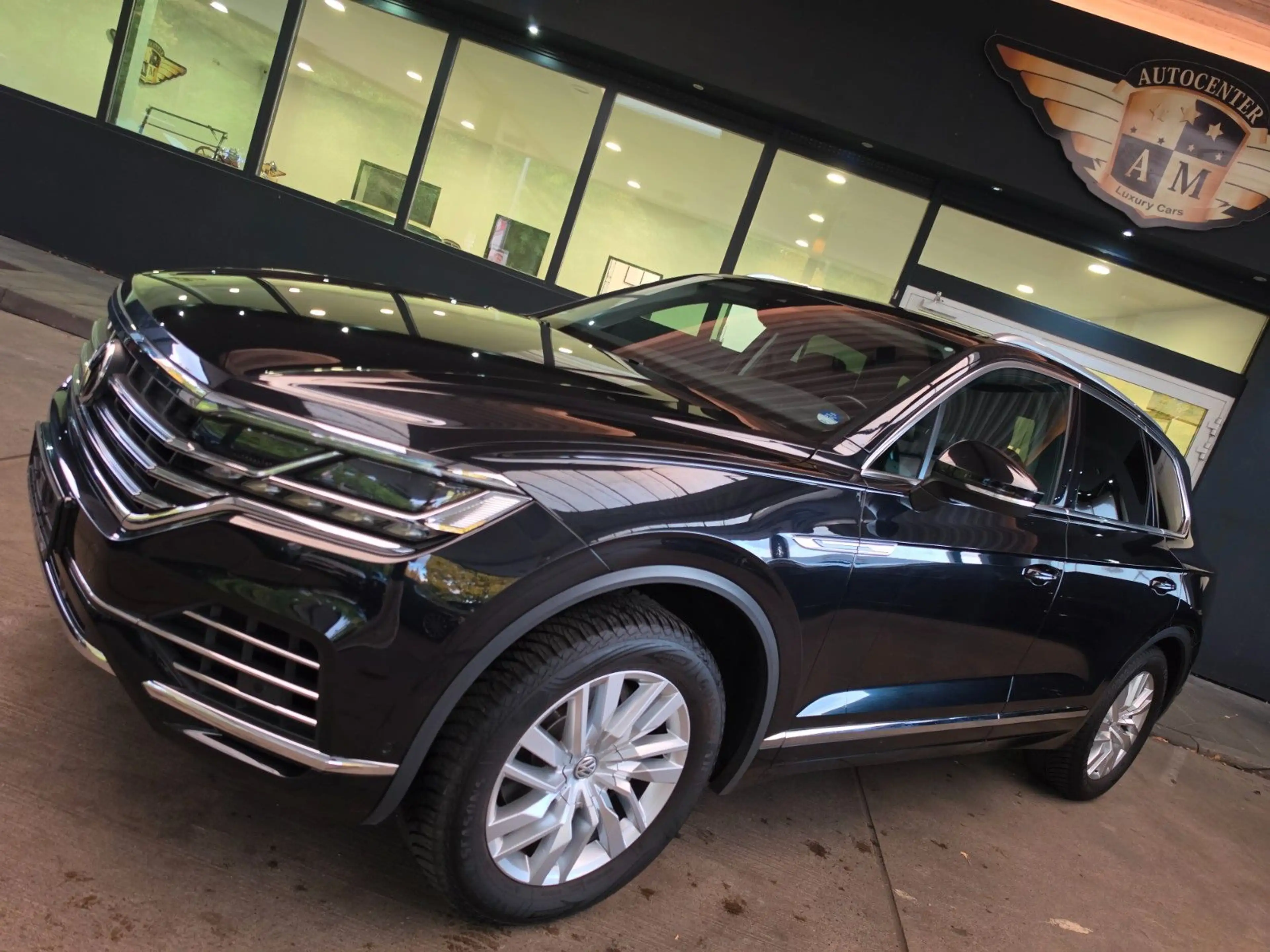 Volkswagen Touareg 3.0 4M Elegance digit.Cockpit/LEDER/AHK — photo 4
