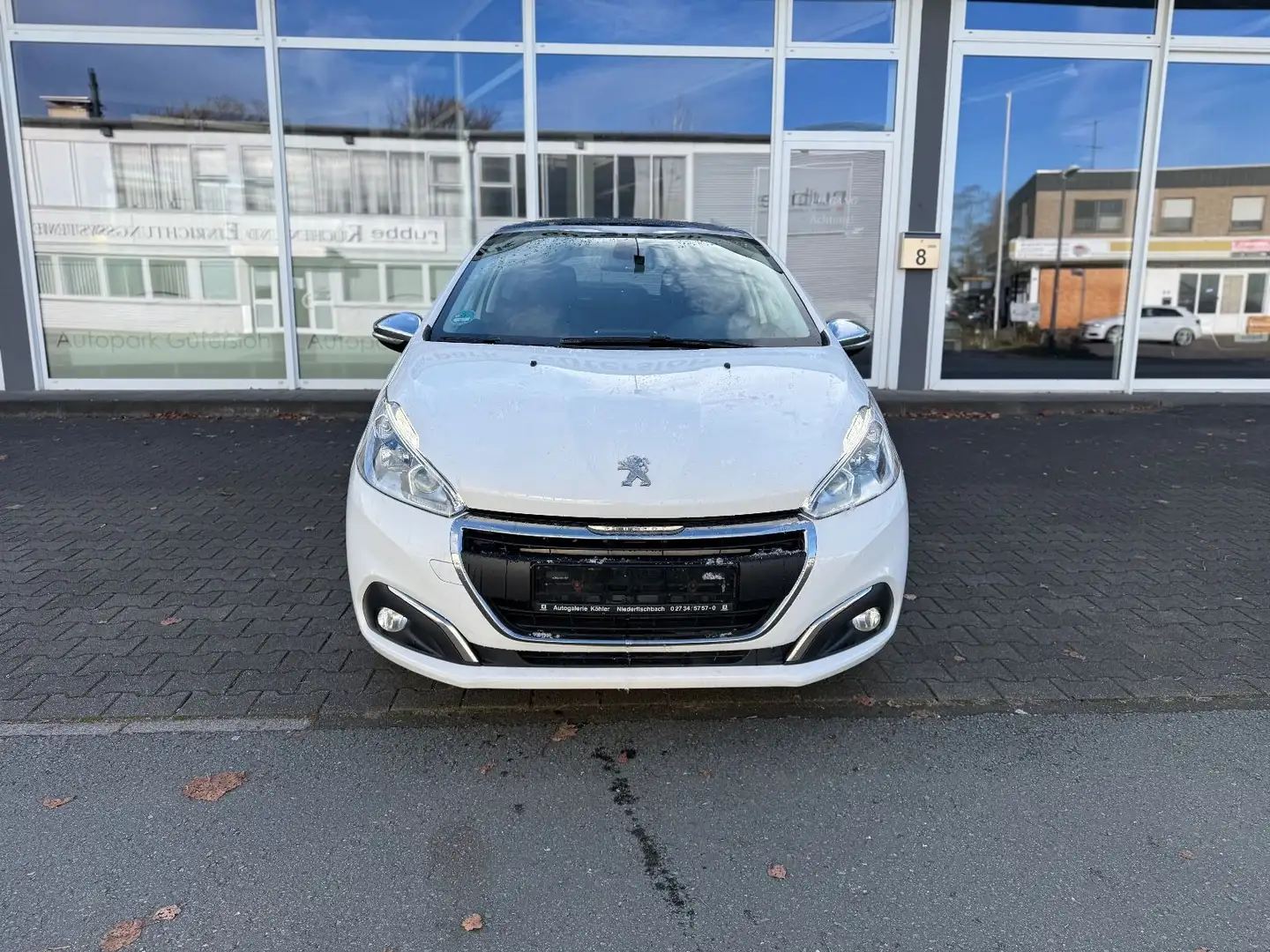 Peugeot 208 Style*Sitzheizung*Panorama*Tempomat*AUX*USB* Weiß - 2