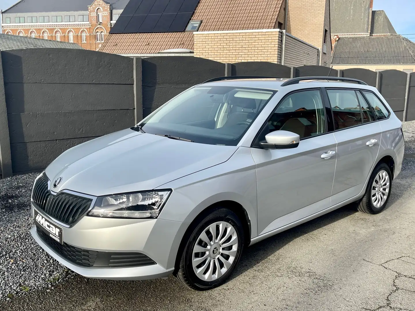 Skoda Fabia 1.0 TSI euro 6d , 27.000km , 2022 , clim , camera Gris - 1