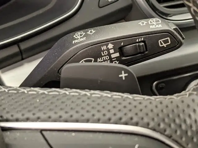 Audi Q5 view 15
