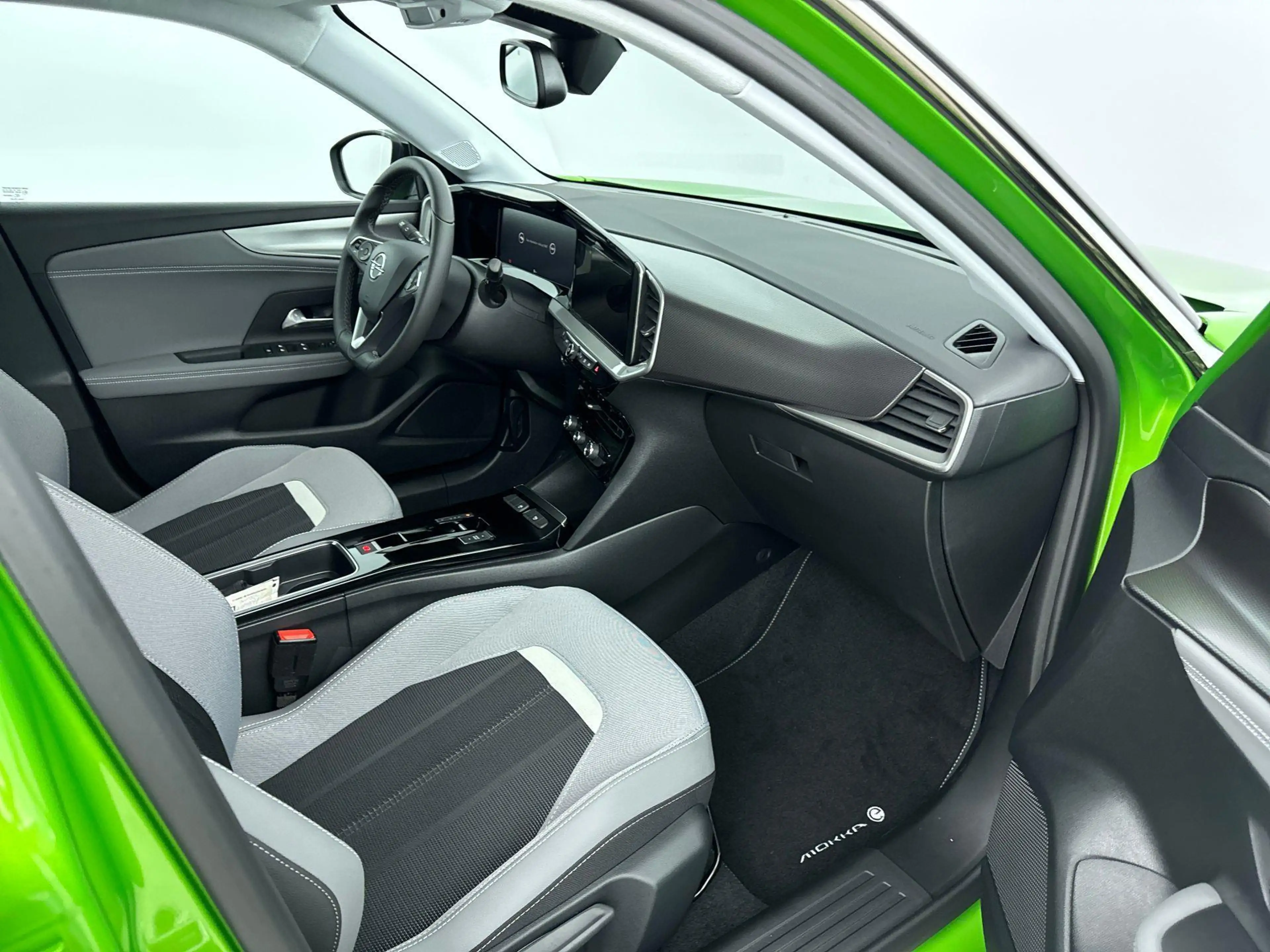 Opel Mokka-E EV 50kWh 136pk Elegance | Navigatie | Achteruitrij — photo 11