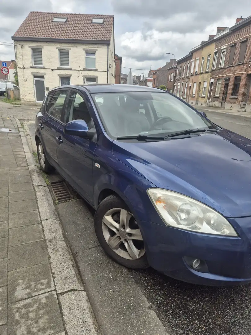 Kia Ceed / cee'd 2.0 Turbo CRDi VGT Executive Pack Bleu - 1