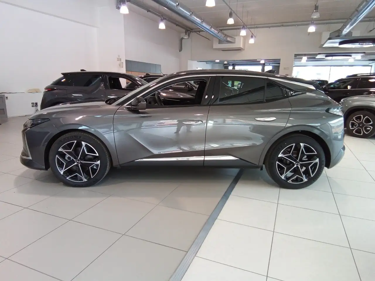 DS Automobiles DS 4 2024