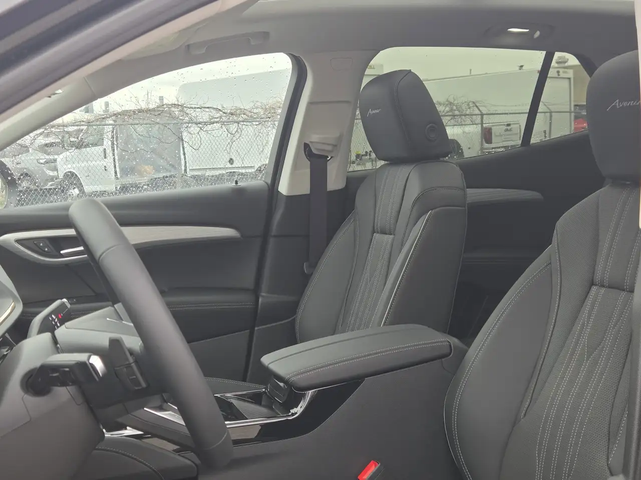 Buick Envision снимка Buick Envision