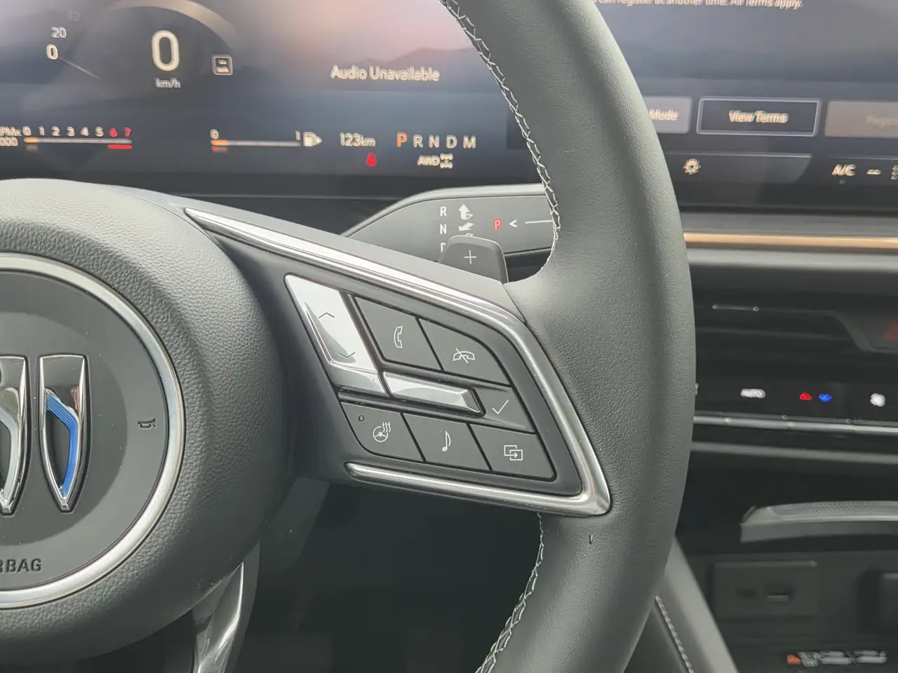 Buick Envision снимка Buick Envision