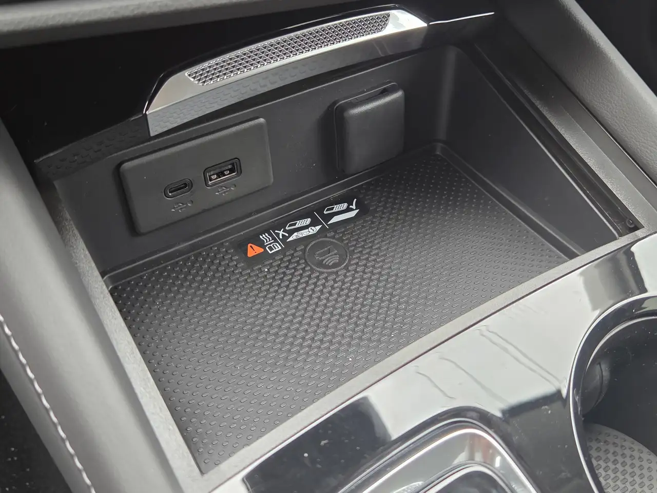 Buick Envision снимка Buick Envision
