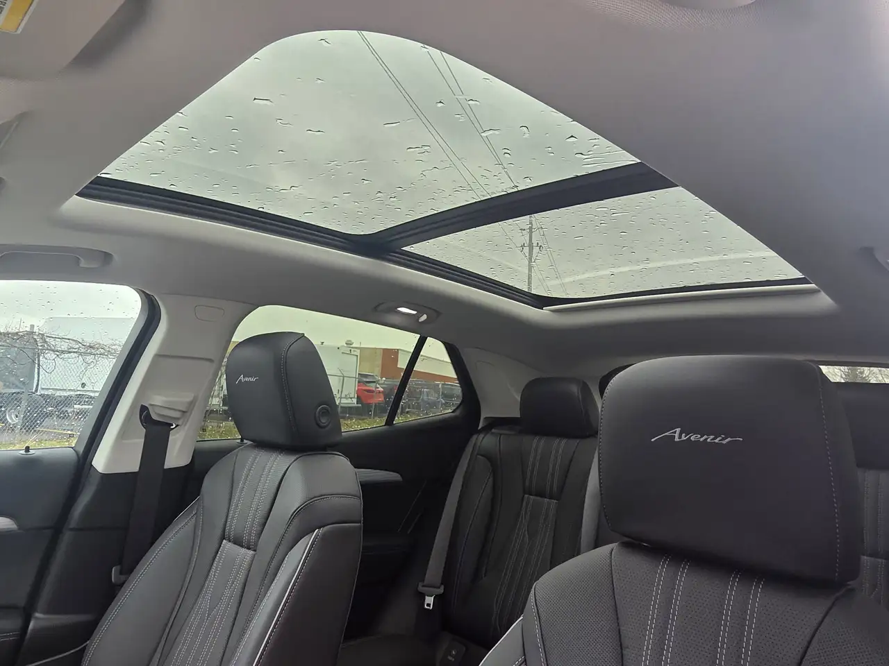 Buick Envision снимка Buick Envision