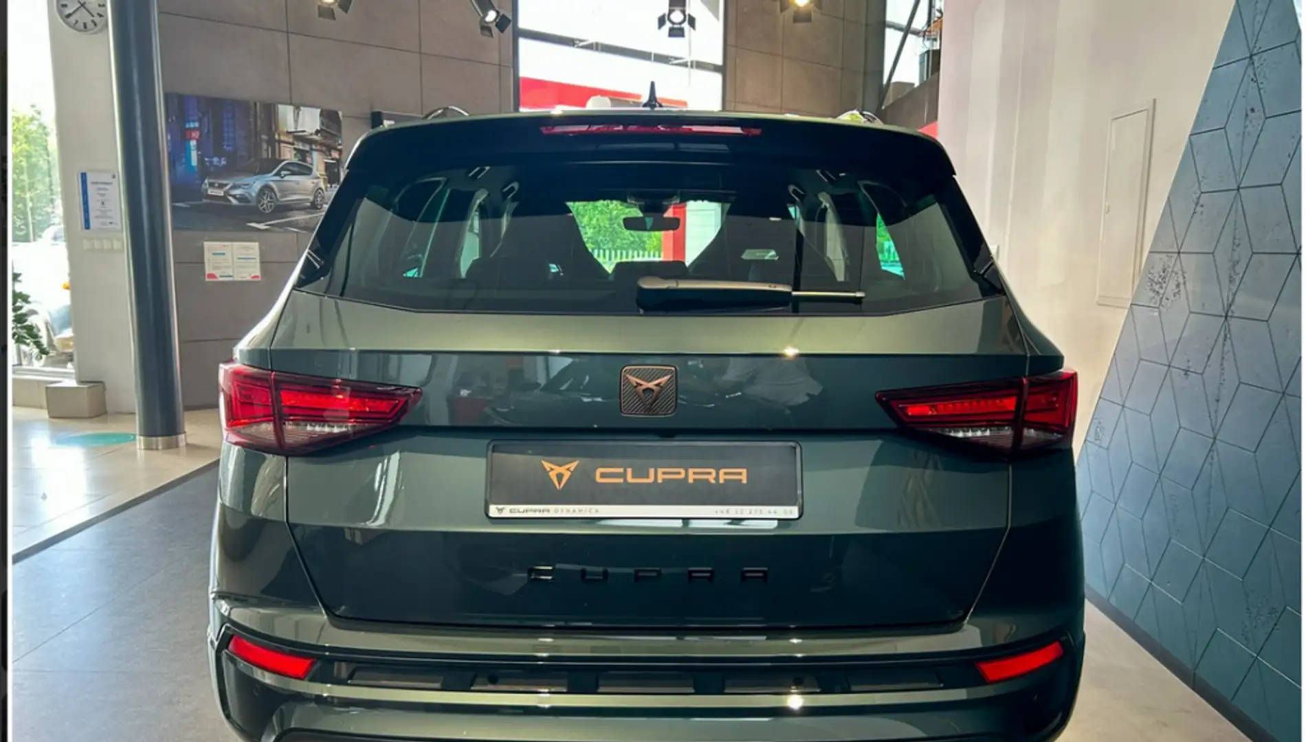 CUPRA Ateca 2.0 TSI VZ 300 DSG 4Drive Gris - 2