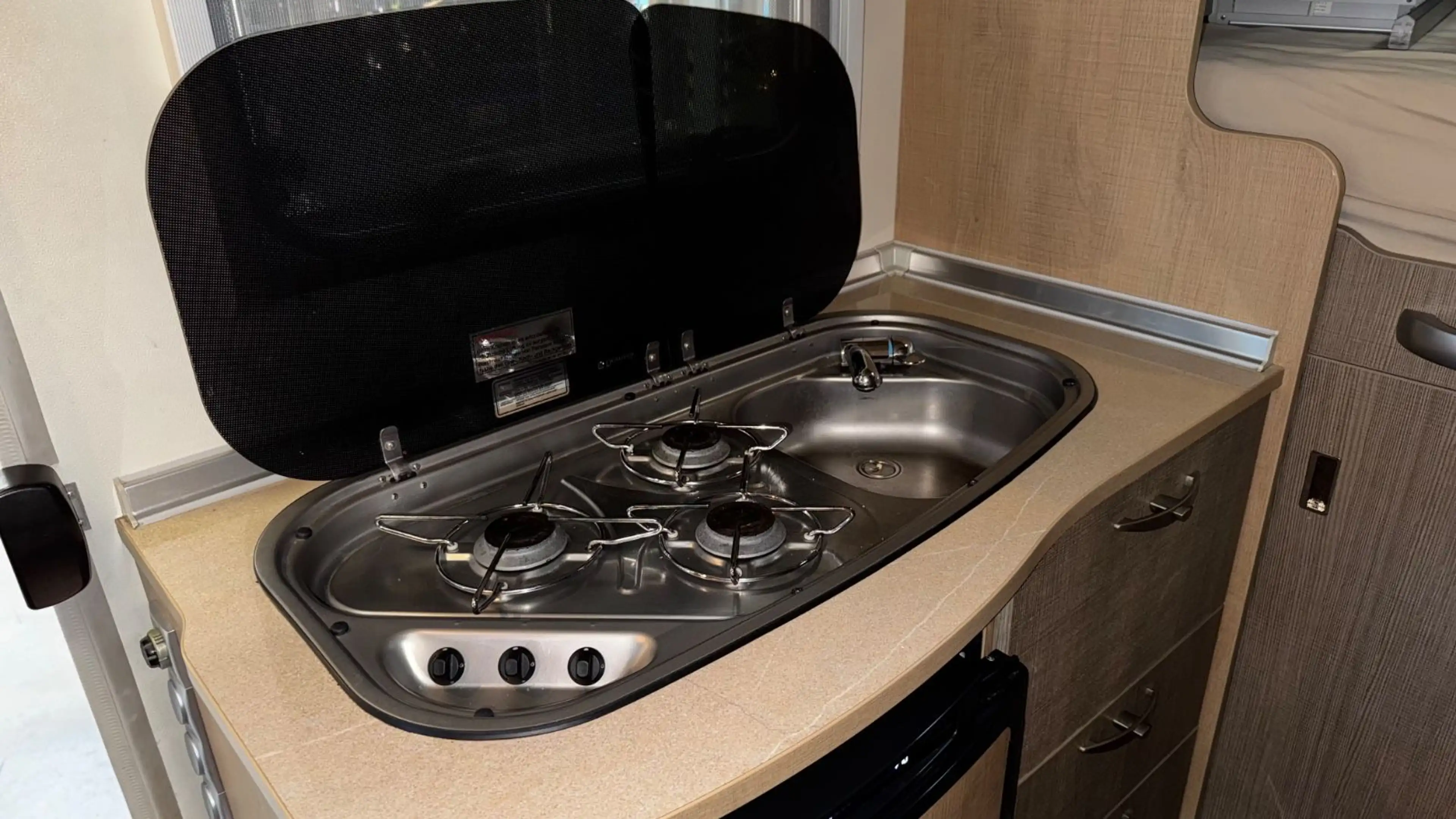 Fiat Ducato Bürstner Wohnmobil Travel Van T571 — photo 13