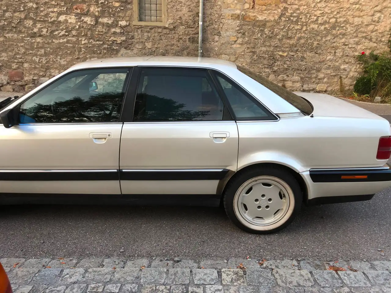 Audi A8 V8 quattro, foto 4