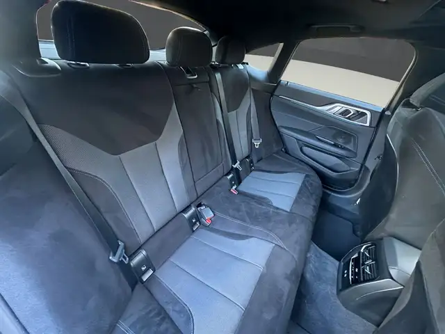BMW 4 Series view 13