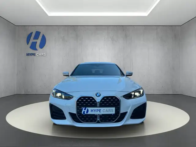 BMW 4 Series view 2