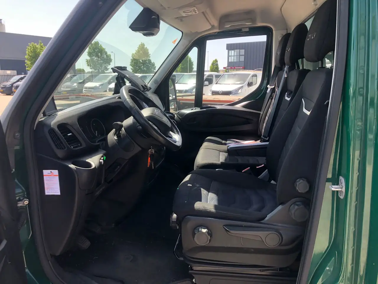 Iveco Daily 2021 — фото 10