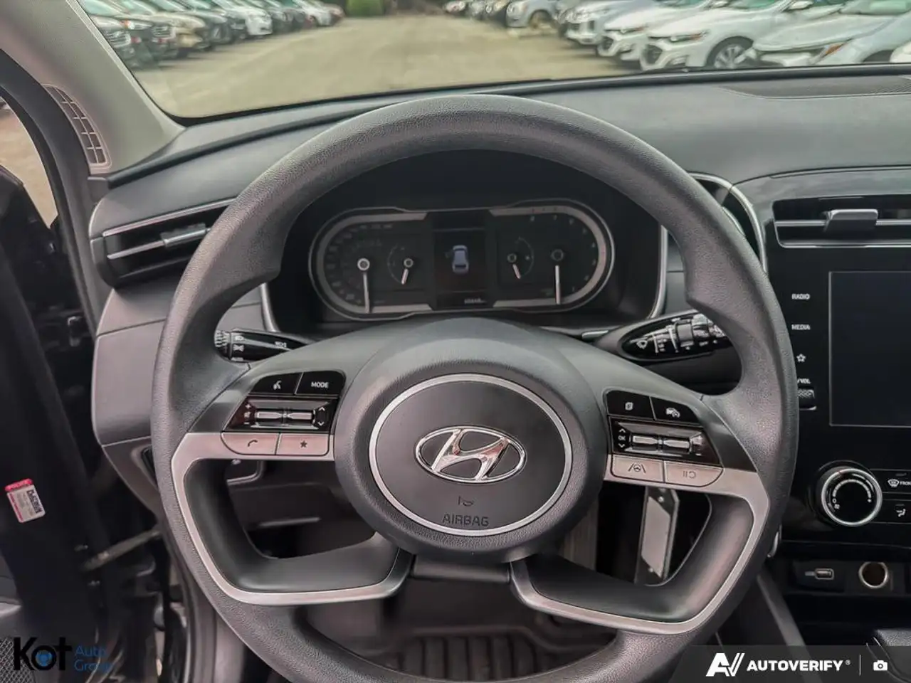 Hyundai TUCSON снимка Hyundai TUCSON