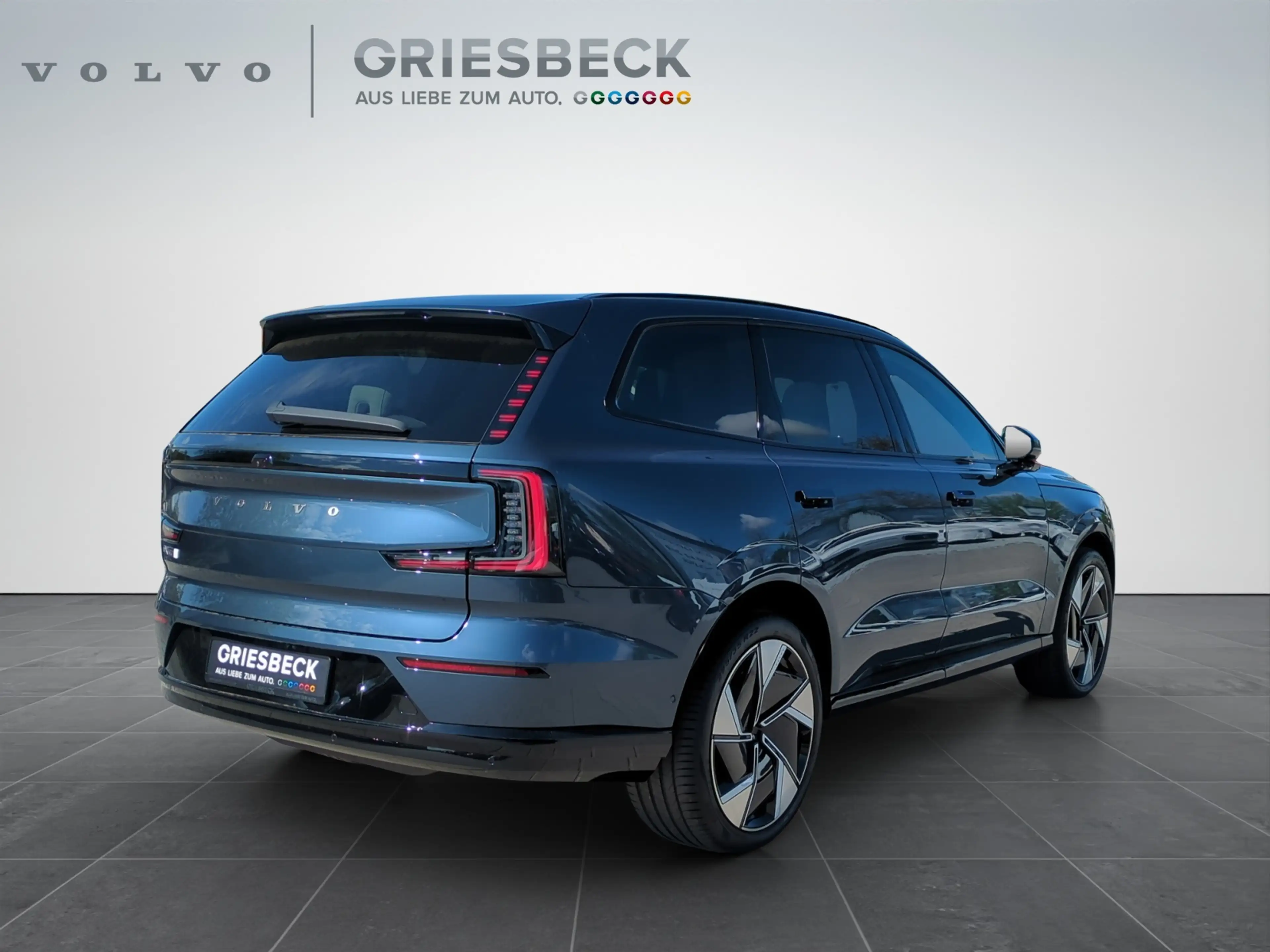 Volvo EX90 Twin Ultra Performance - 7 Siitzer — photo 5