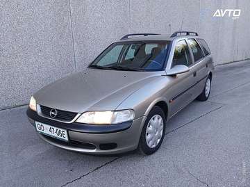 Vectra SW 1.6 16v Class