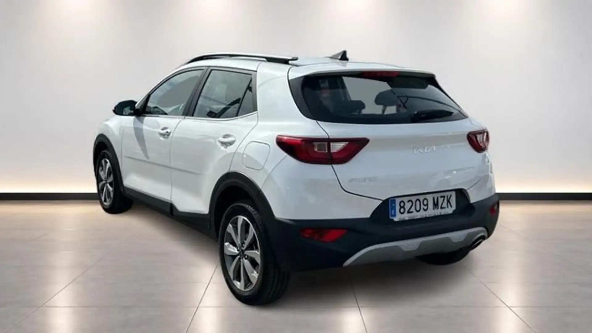 Kia Stonic 1.0 T-GDI MHEV 74KW DRIVE DCT 101 5P Blanco - 2
