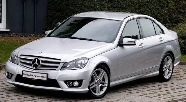 Mercedes-Benz C 220 CDI *AVANTGARDE *AMG* 1 HAND* GARANTIE*
