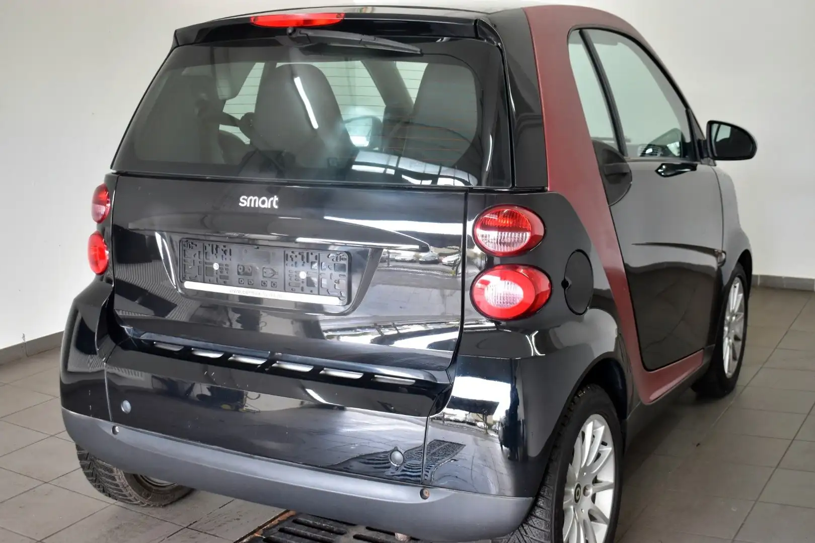 smart forTwo coupe Micro Hybrid Drive Passion Panorama Ezüst - 2