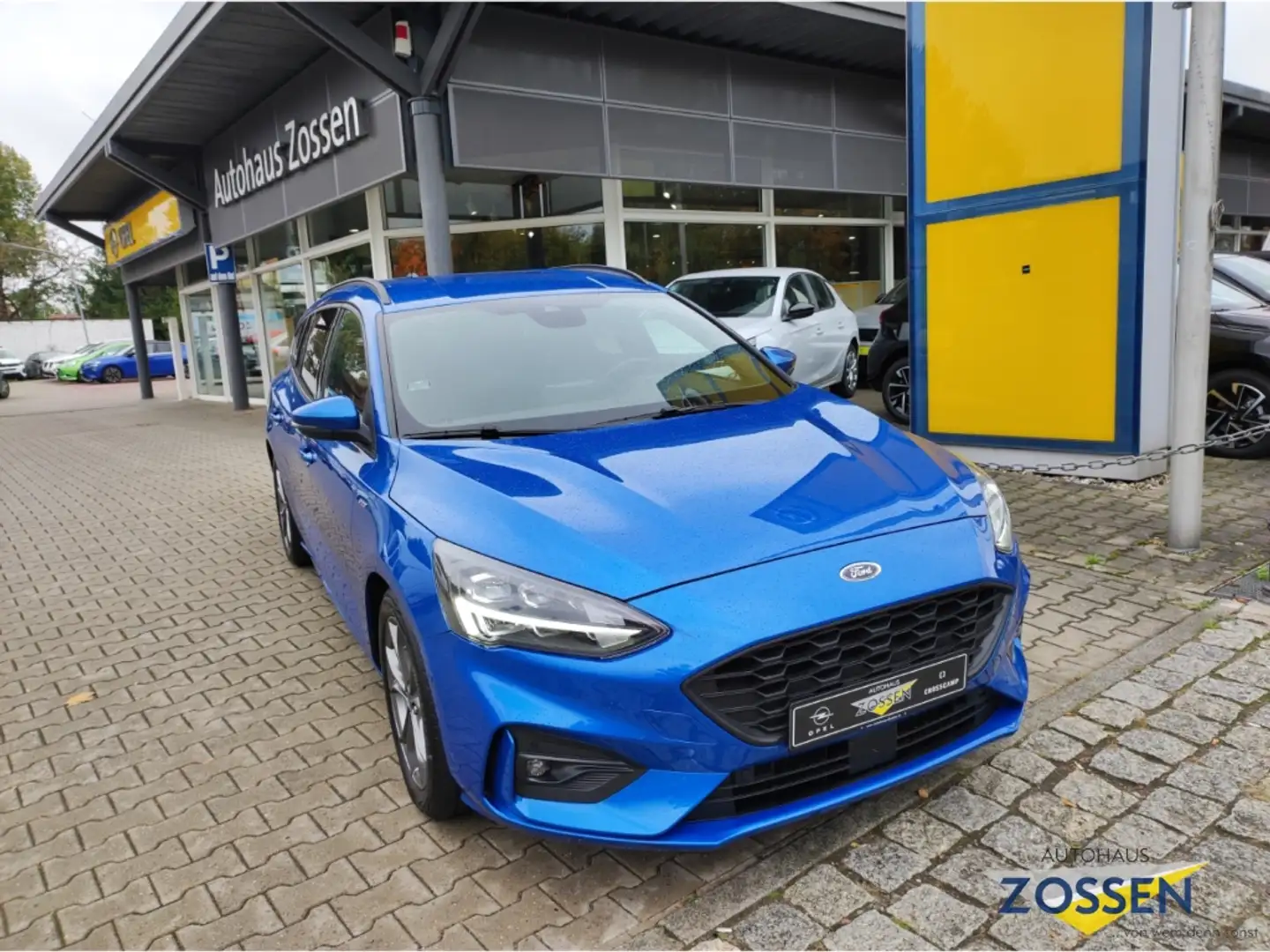 Ford Focus Turnier ST-Line X 1.0 EcoBoost Mild-Hybrid EU6d Bleu - 1