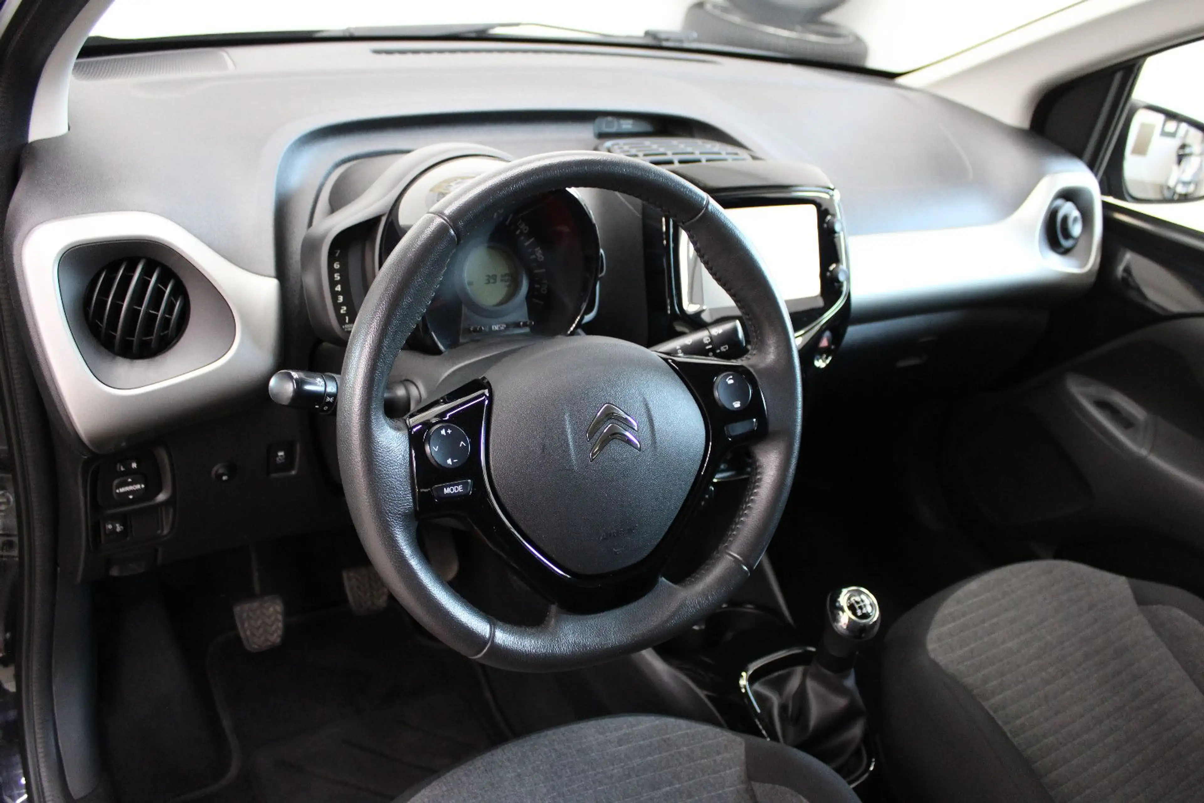 Citroen C1 Shine+SHZ+KLIMA+8FACH+TEMP+ — photo 10