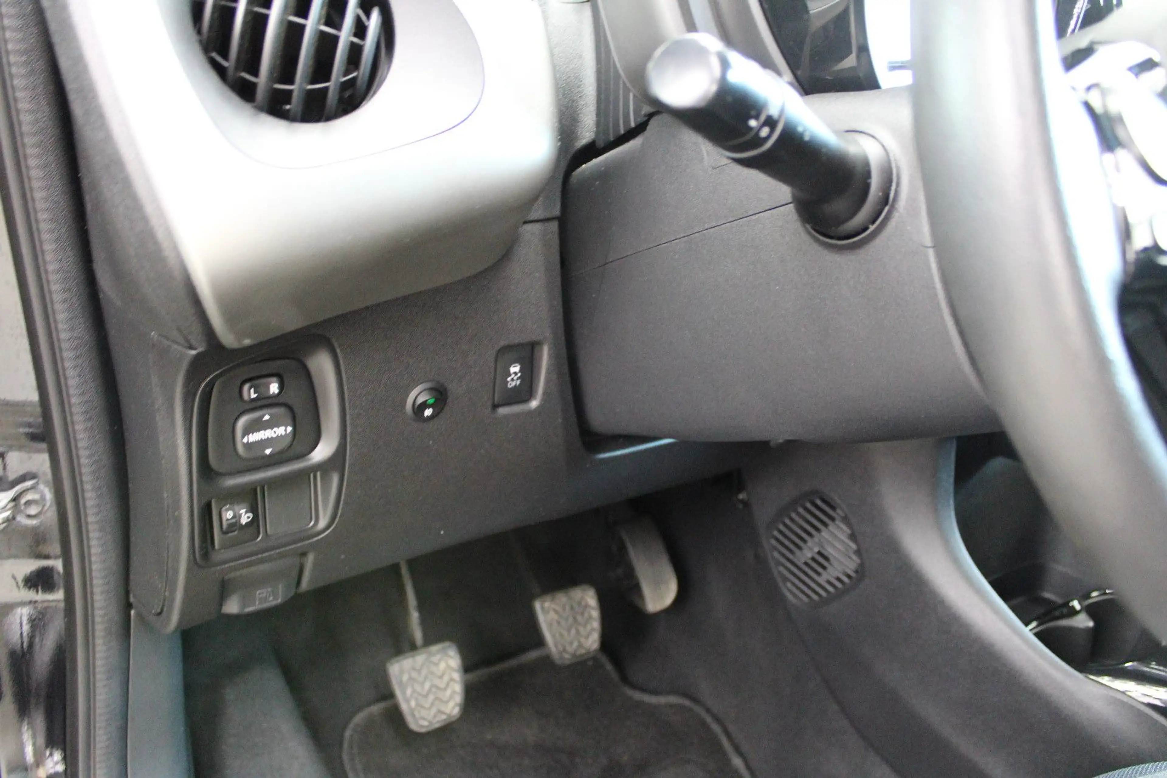 Citroen C1 Shine+SHZ+KLIMA+8FACH+TEMP+ — photo 13