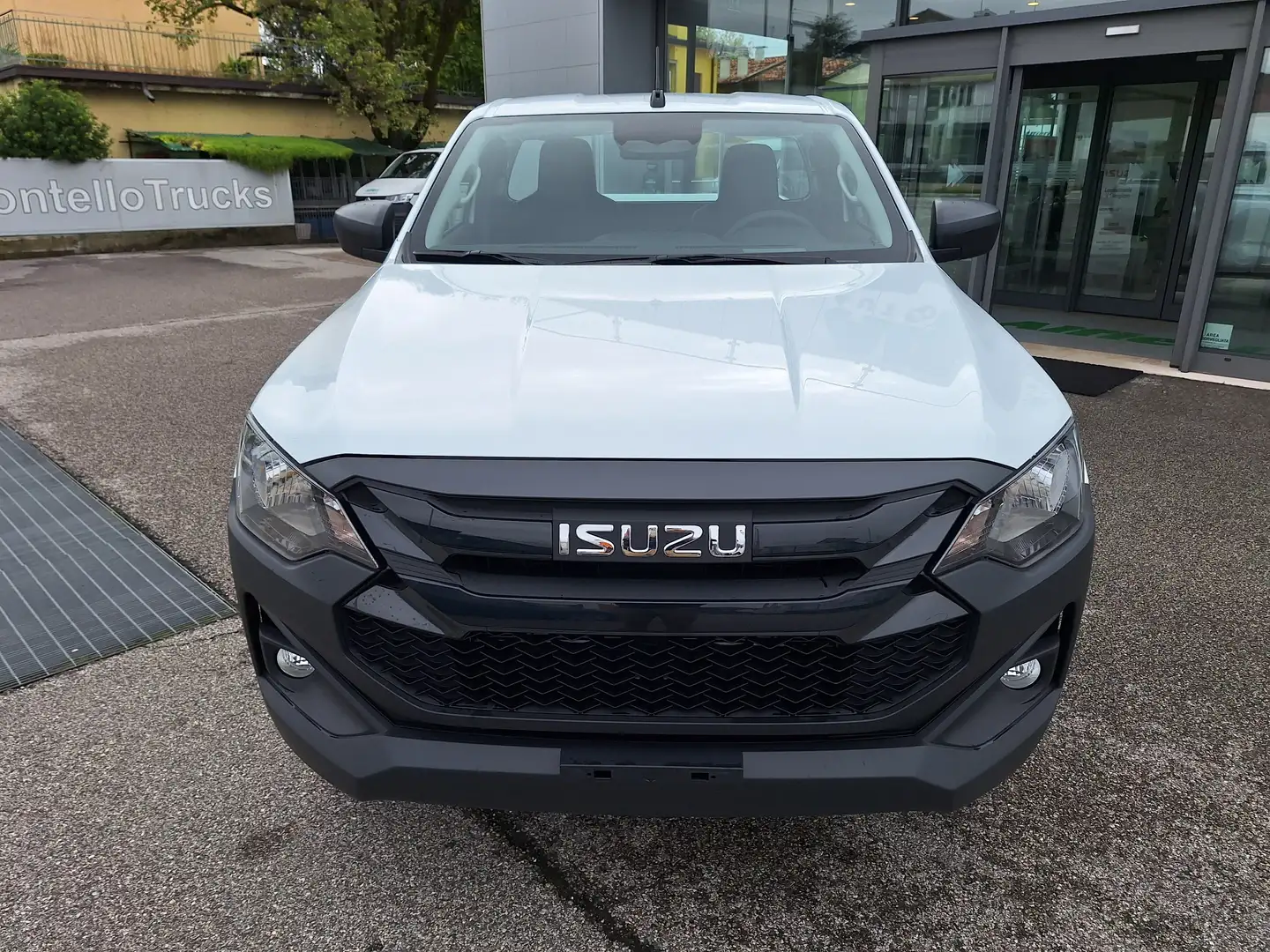 Isuzu D-Max 2.2td 164CV single B-STRONG 4x4 MT NUOVO MOELLO 26 Blanc - 2