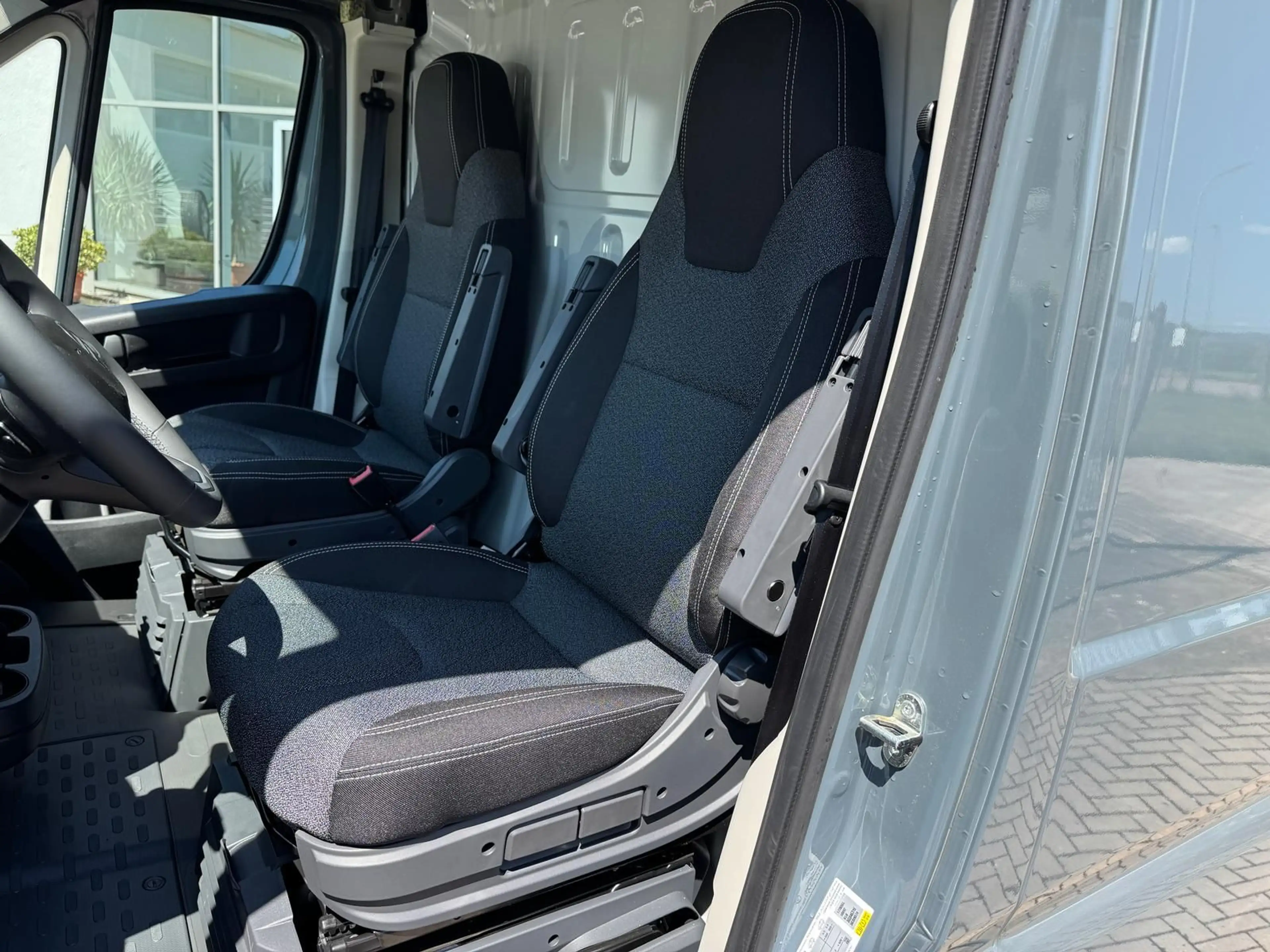 Citroen Jumper L3H2 Autom. Navi RKF ALU — photo 9