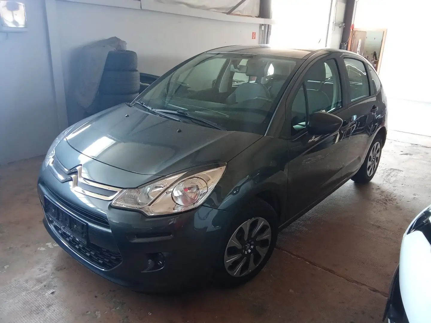 Citroen C3 PureTech 68 Attraction Gris - 1