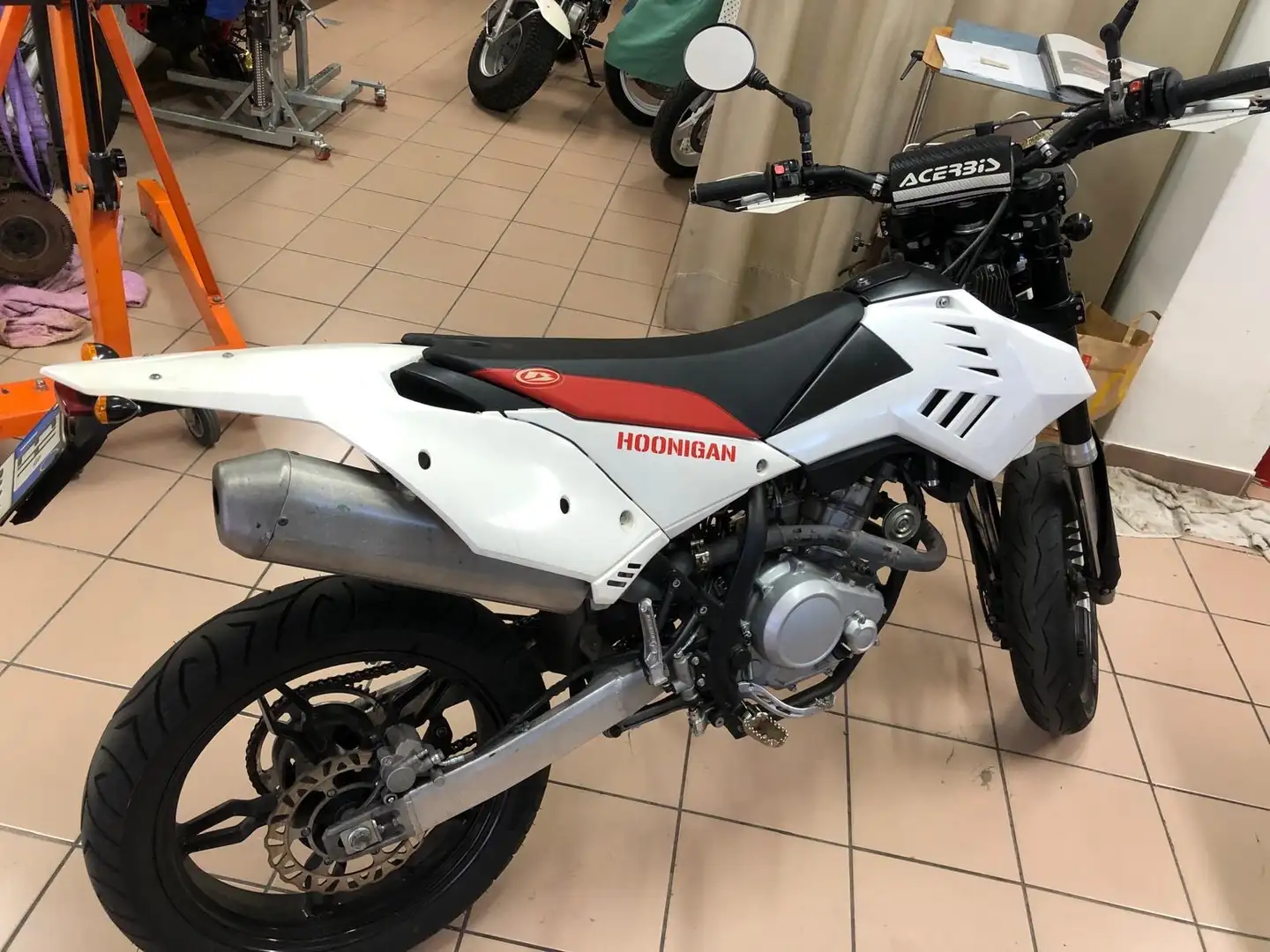 Beta RR Motard Bílá - 2