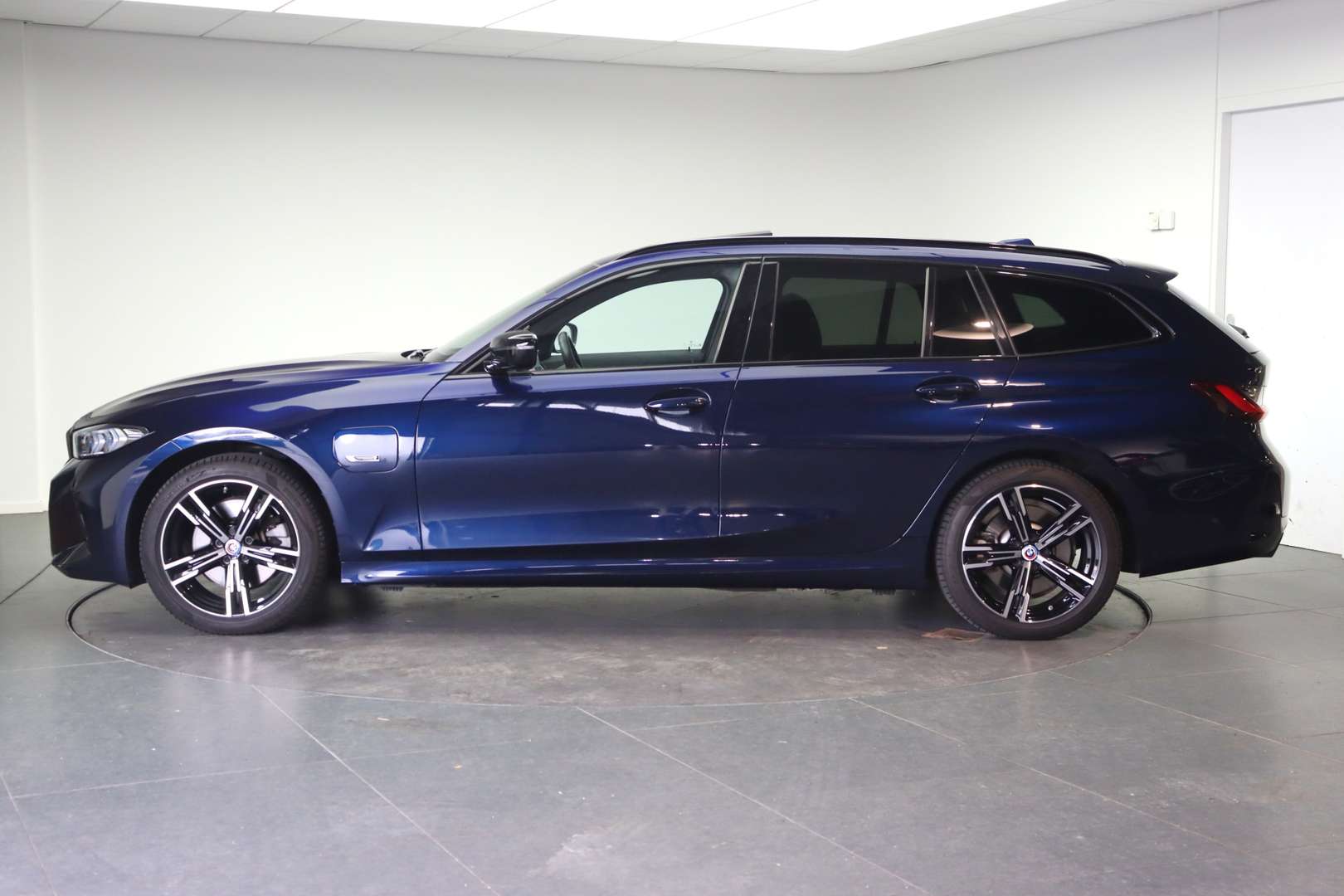BMW Série 3 Touring M Sport 330e -  - Joinsteer - #1