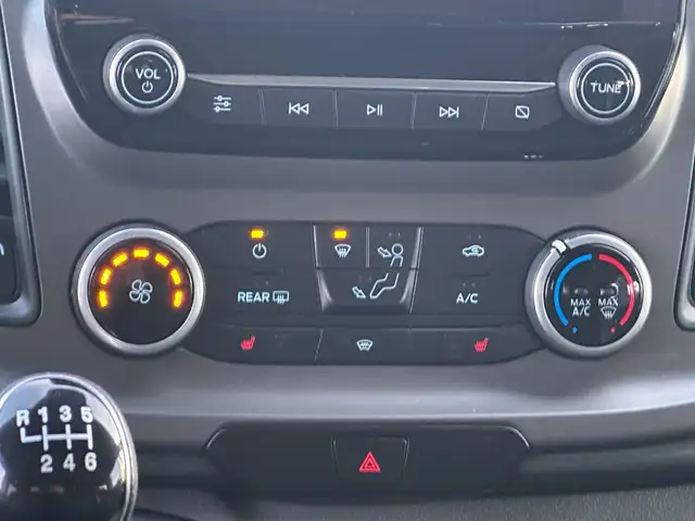 Ford Tourneo Custom view 15