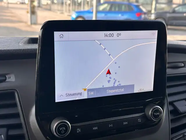Ford Tourneo Custom view 10