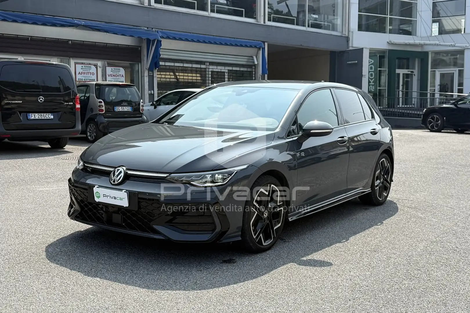 Volkswagen Golf Golf 2.0 TDI 150 CV DSG R-Line Plus FARI MATRIX! Argento - 1